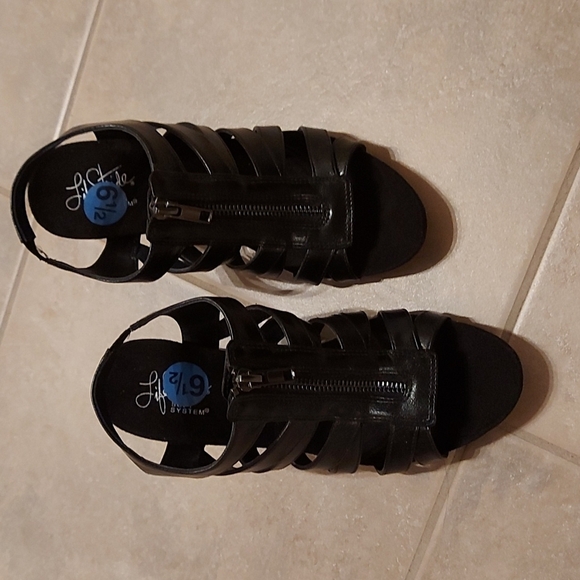 Life Stride Hollie Black Wedge Sandals - Picture 2 of 5